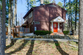 North Conway Home Less Than Walk to Slopes at Cranmore!